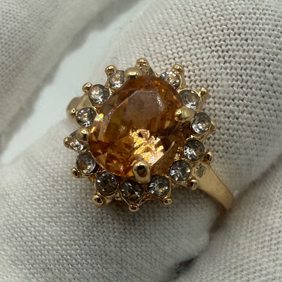Oval Citrine Halo Ring - Picture 3 of 10
